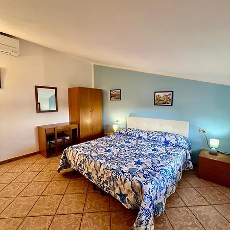 Vacanze Maestrale Apartment
